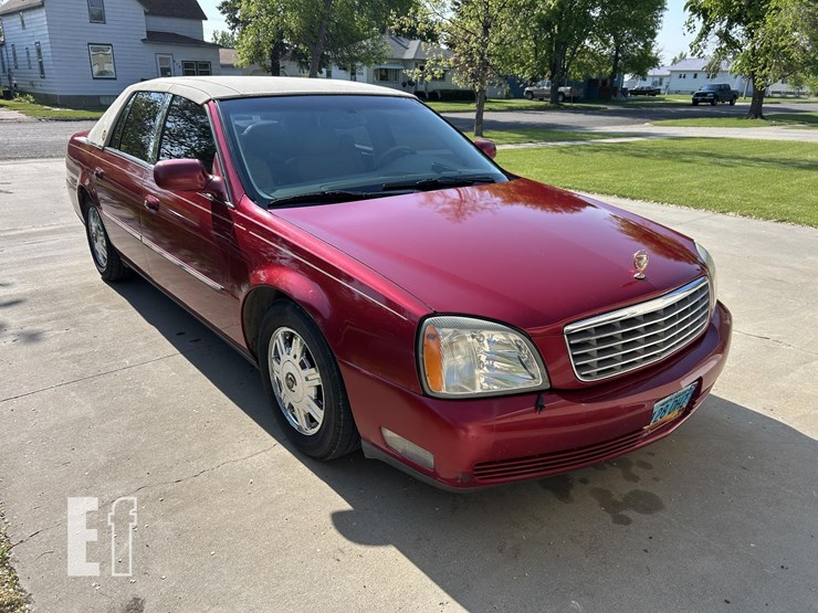 2003-cadillac-deville-image-1