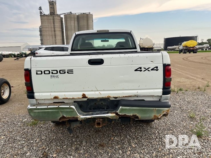 1998-dodge-ram-1500-image-11
