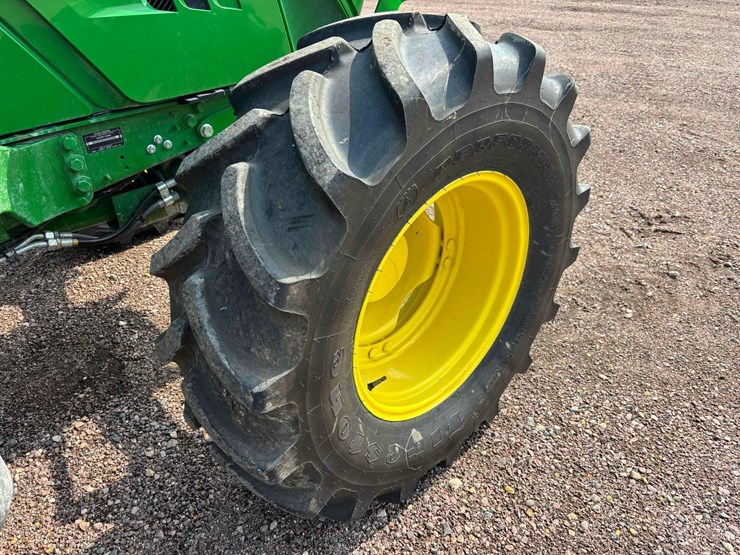 2023-john-deere-6130m-image-33