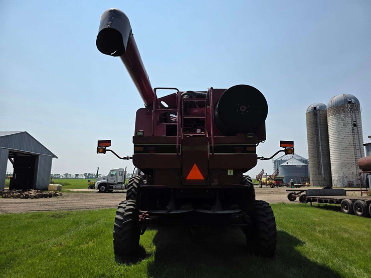 2002-case-ih-2388-image-15