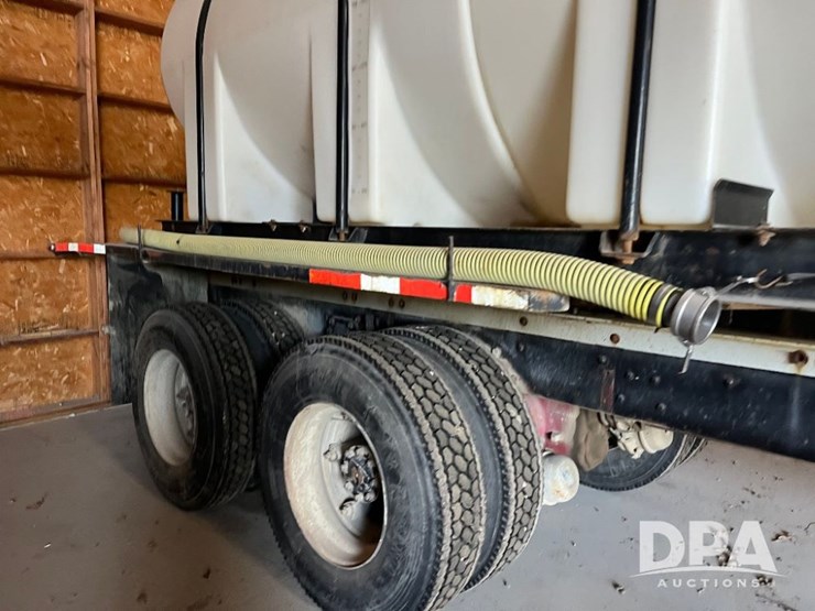 1995-ford-l9000-image-26
