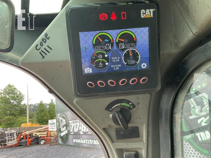 2021-caterpillar-272d3-image-18