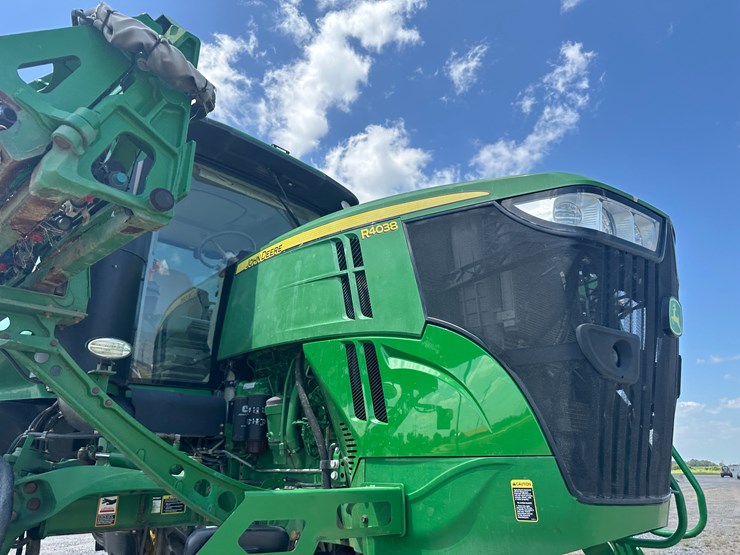 2018-john-deere-r4038-image-43