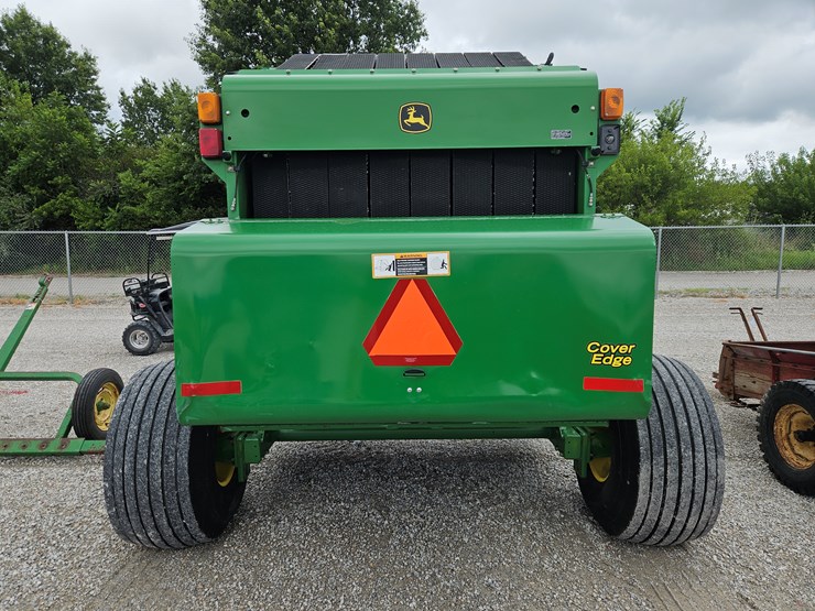 2008-john-deere-568-image-8