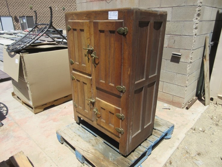 lot-of-3'-x-21"-x-55"-wooden-ice-box-cooler-image-1