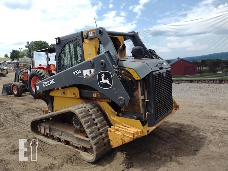 2020-deere-331g-image-39