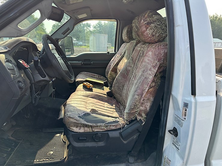 2012-ford-f350-image-12