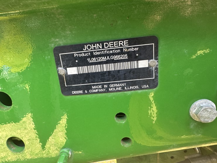 2020-john-deere-6120m-image-15