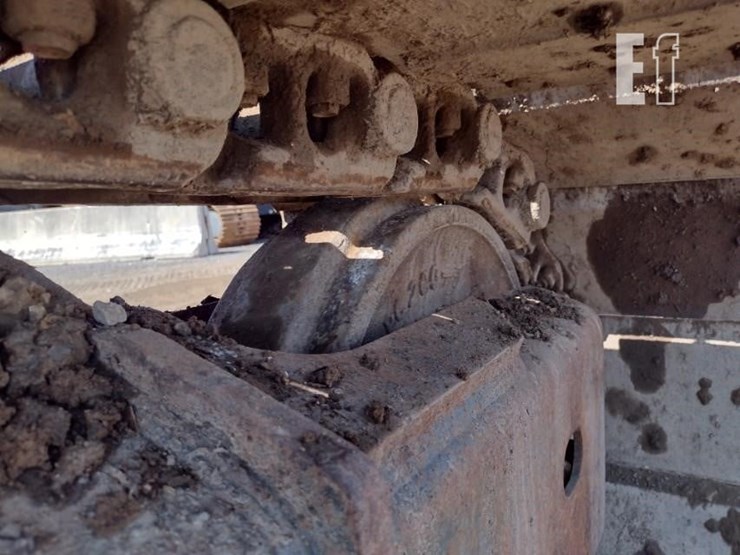 2012-komatsu-pc200-image-29