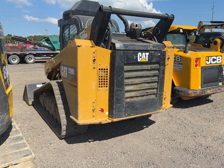 caterpillar-299d2-xhp-image-9