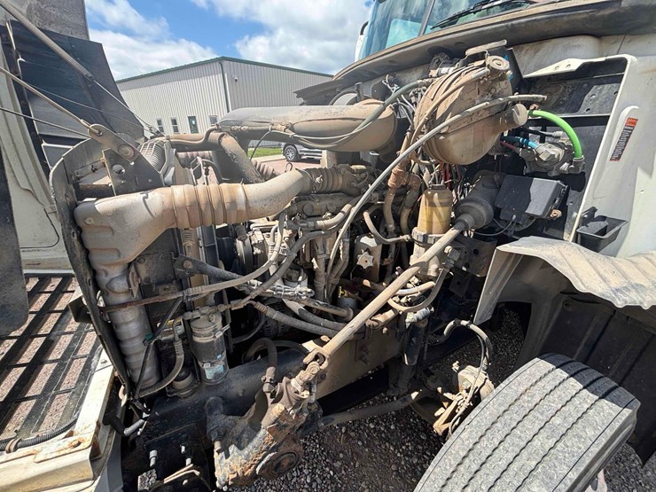2007-mack-vision-cxn613-image-21