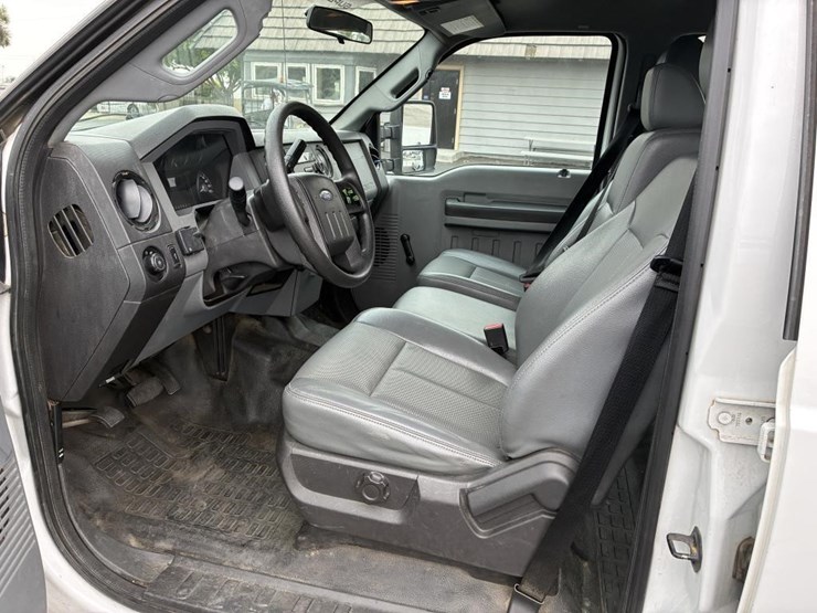 2014-ford-f250-image-12