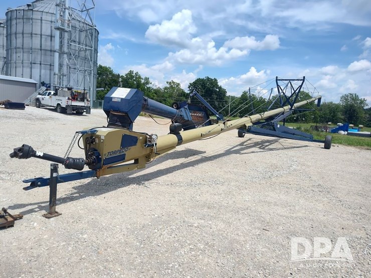 2016-harvest-international-h13114xt-auger-(lld1271)-image-2