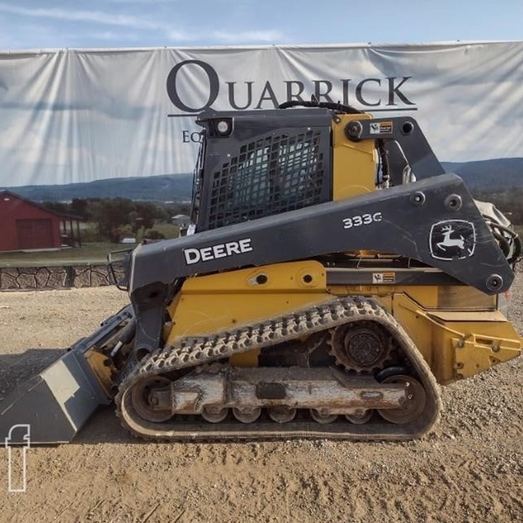 2022 DEERE 333G