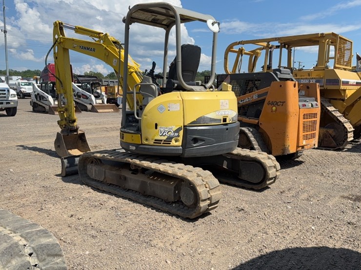 yanmar-vio55-image-9