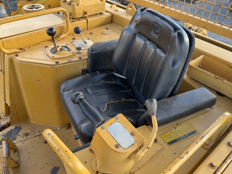caterpillar-d6h-xr-image-14