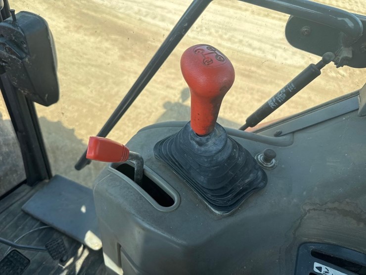 kubota-m6800-image-23