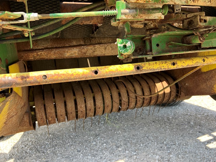 john-deere-435-image-3