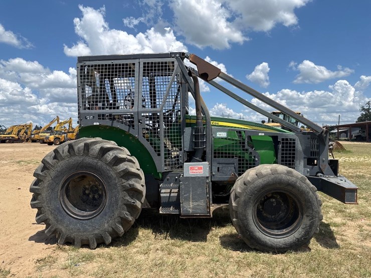 2015-john-deere-5100m-image-5