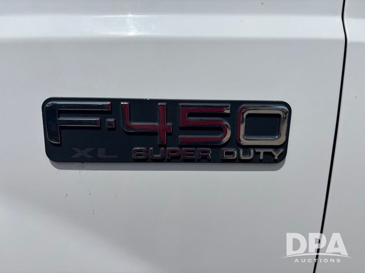 2003-ford-f450-image-18