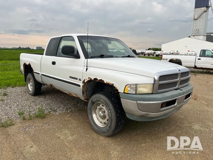1998-dodge-ram-1500-image-4