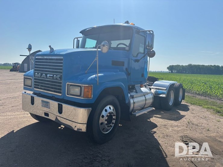 2006-mack-chn613-image-20