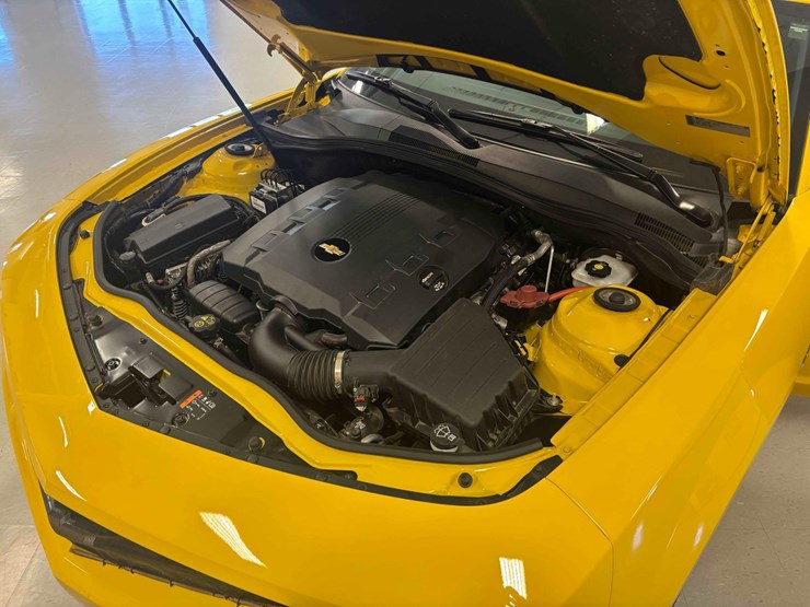 2013-camaro-1lt-rs-coupe-image-7