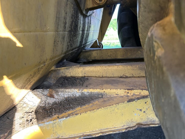 1986-caterpillar-627b-image-47