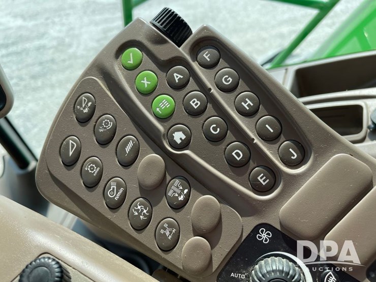 2016-john-deere-s690-image-135