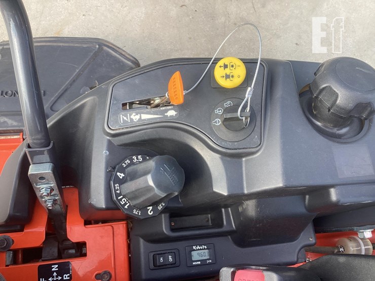 2018-kubota-z121s-image-11