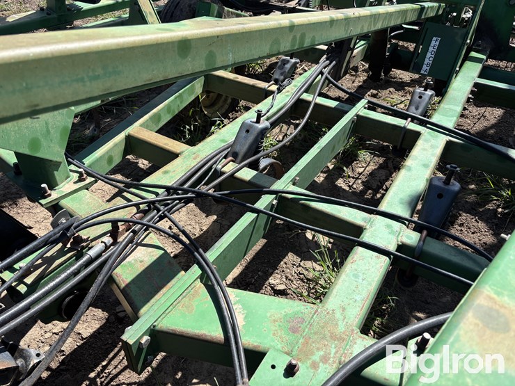 john-deere-726-image-15