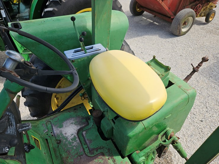 1969-john-deere-3020-image-8
