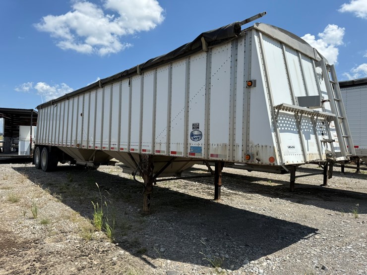 2011-merritt-42'-x-96"-image-3
