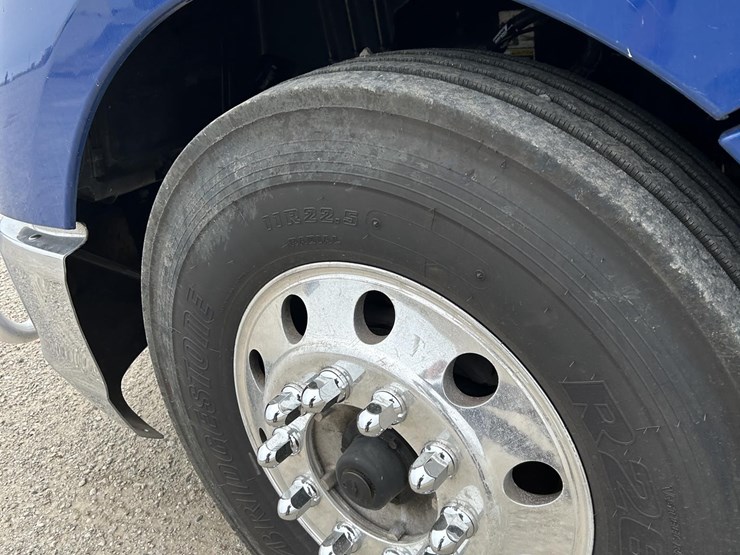2020-kenworth-t680-image-9
