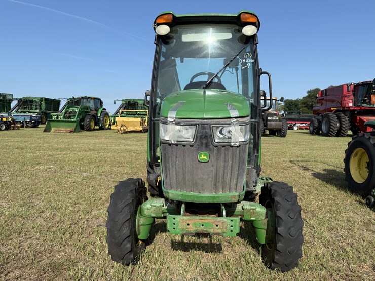 john-deere-3046r-image-4