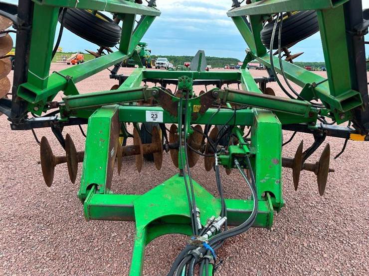 john-deere-630-image-27