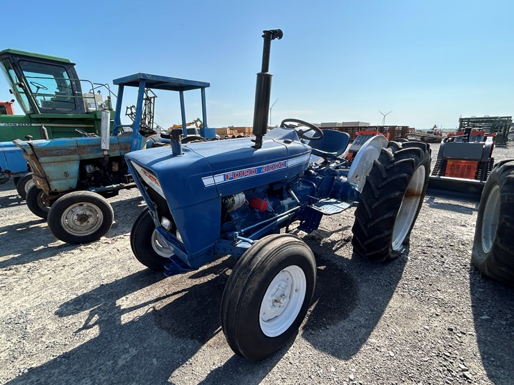 ford-4000-image-1