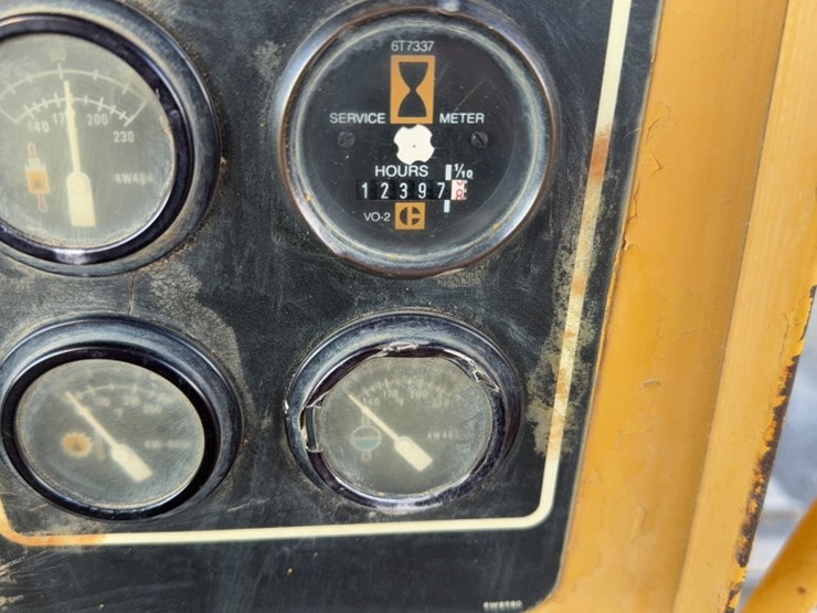 caterpillar-d6h-xr-image-16