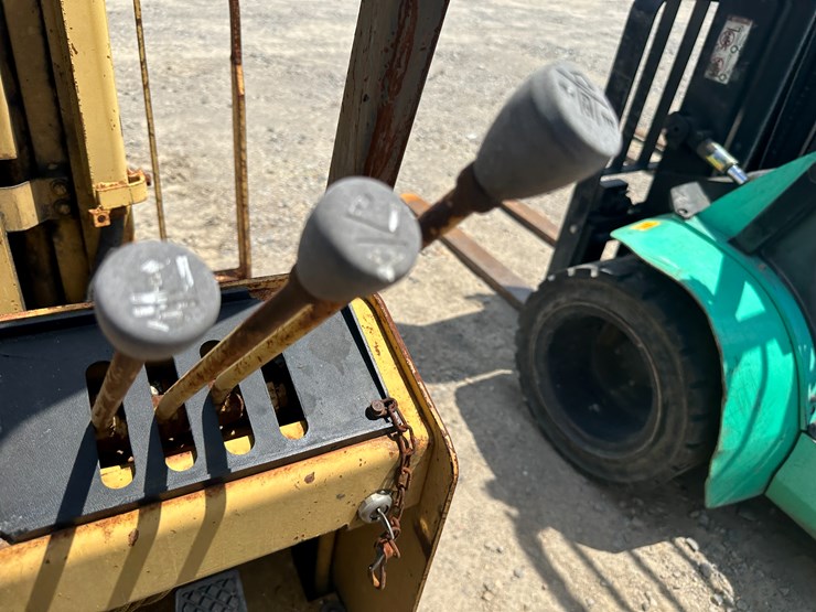 caterpillar-t50c-image-54