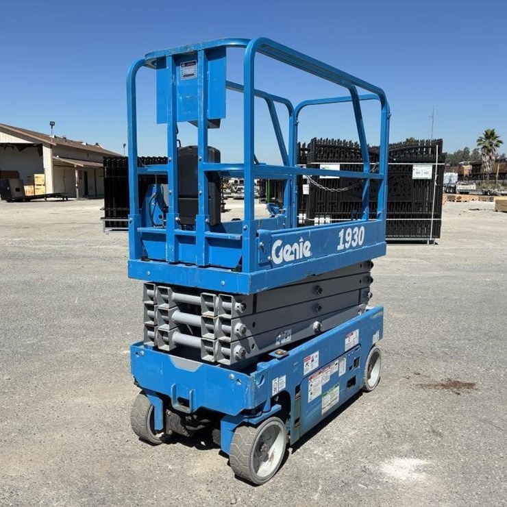 2018 GENIE GS1930