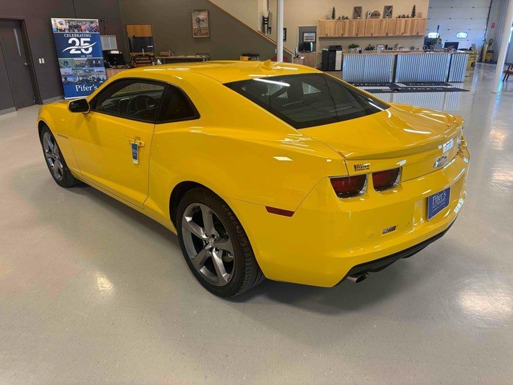 2013-camaro-1lt-rs-coupe-image-4