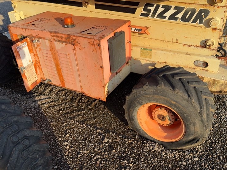 1996-jlg-33rts-image-3