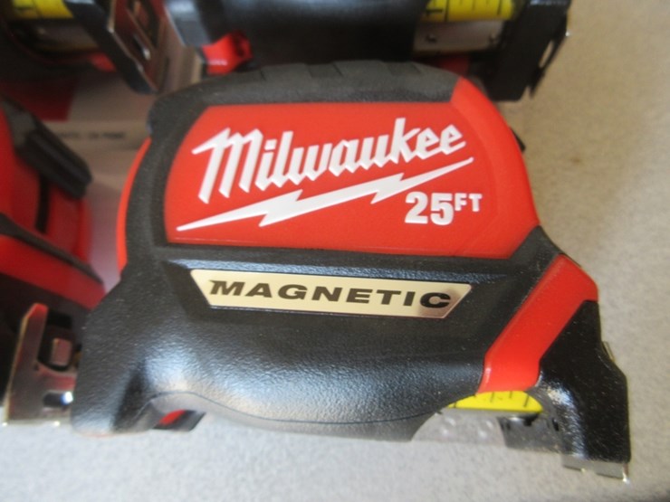 (4)-new-unused-milwaukee-magnetic-tape-measures,-image-3