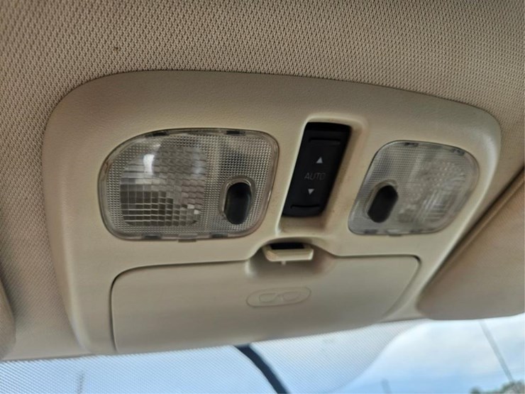 2011-ford-escape-image-23