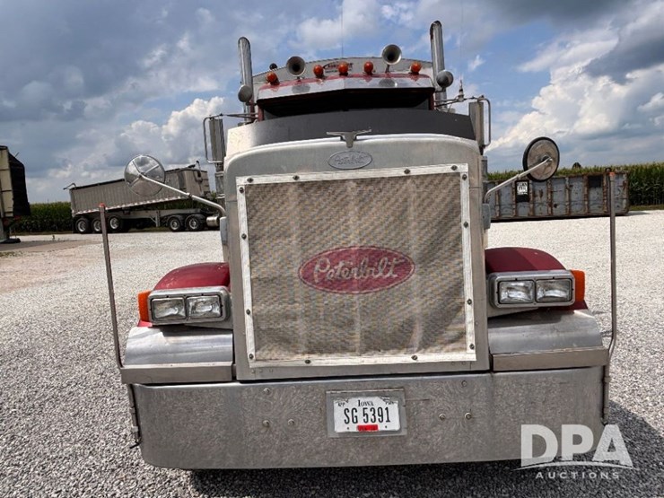 2000-peterbilt-379-image-20