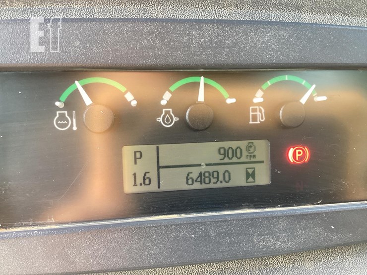 2017-deere-550k-lgp-image-15