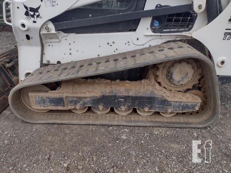 2022-bobcat-t770-image-21