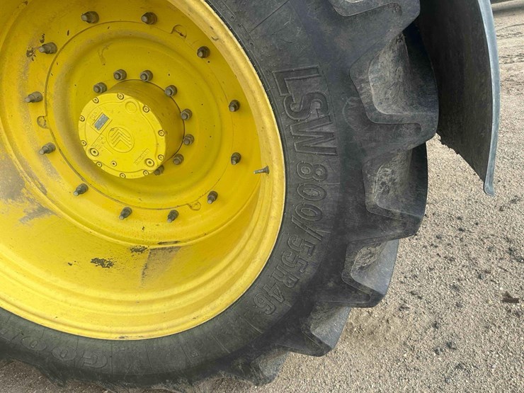 2018-john-deere-r4045-image-14