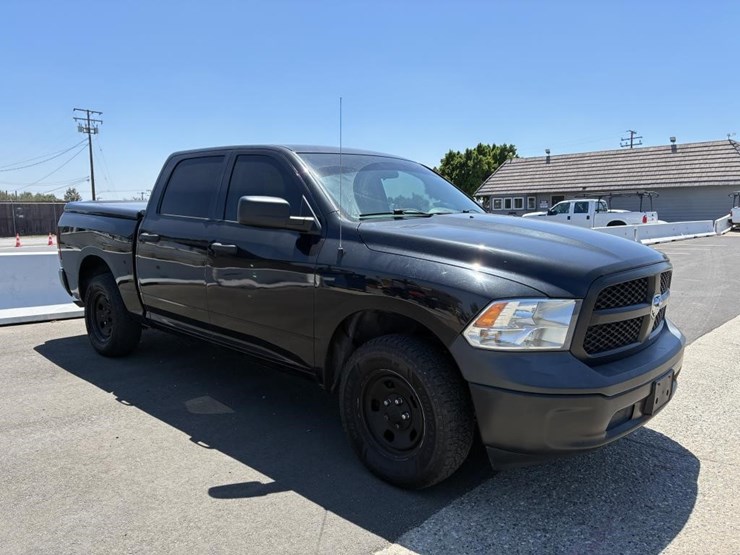 2016-dodge-ram-1500-image-2