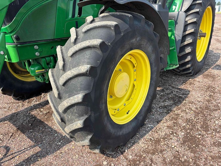 2021-john-deere-6155r-image-35